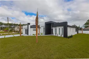 13 Edith Ln, Palm Coast, FL 32164 - Photo 2