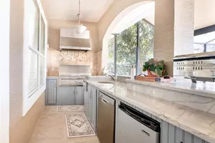 18 Old Oak Dr N, Palm Coast, FL 32137 - Photo 10