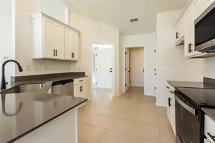 18 Ulbright Ct, Palm Coast, FL 32164 - Photo 4