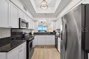 104 Surfview Dr, Palm Coast, FL 32137 - Photo 8