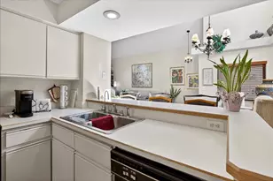 16 Lake Forest Ct N, Palm Coast, FL 32137 - Photo 12