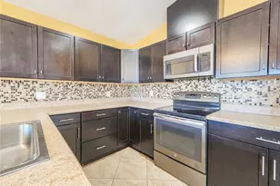 31 Lago Vista Pl, Palm Coast, FL 32164 - Photo 16