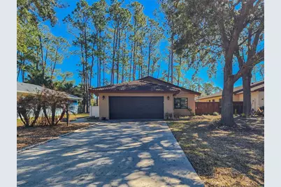 31 Lago Vista Place, Palm Coast, FL 32164 - Photo 2