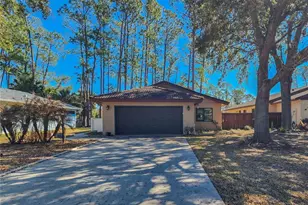 31 Lago Vista Pl, Palm Coast, FL 32164 - Photo 2