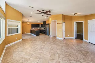 31 Lago Vista Pl, Palm Coast, FL 32164 - Photo 8