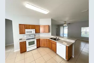 11 Praver Lane, Palm Coast, FL 32164 - Photo 10