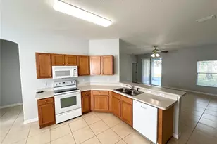 11 Praver Ln, Palm Coast, FL 32164 - Photo 10