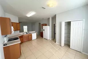 11 Praver Ln, Palm Coast, FL 32164 - Photo 8