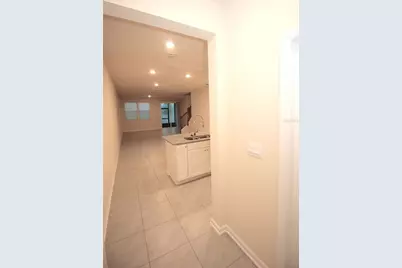 121 Redbud Road, Palm Coast, FL 32137 - Photo 10