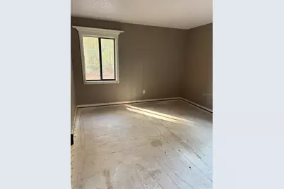 70 Rae Drive, Palm Coast, FL 32164 - Photo 10