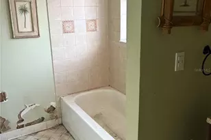 70 Rae Dr, Palm Coast, FL 32164 - Photo 12