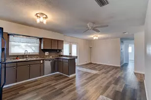 888 W Coquina Dr, Daytona Beach, FL 32117 - Photo 6