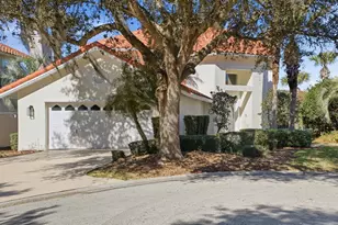 13 Madeira Ct, Palm Coast, FL 32137 - Photo 2