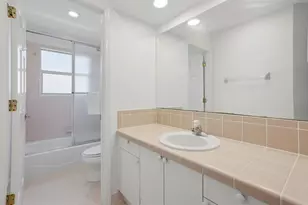 13 Madeira Ct, Palm Coast, FL 32137 - Photo 26