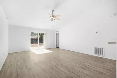 80 Providence Lane, Palm Coast, FL 32164 - Photo 12