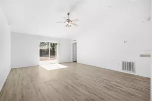 80 Providence Ln, Palm Coast, FL 32164 - Photo 12