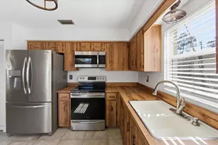 8 Berkshire Ln, Palm Coast, FL 32137 - Photo 14