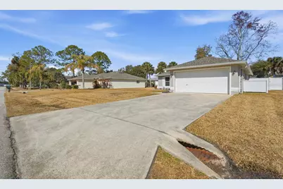 19 Round Mill Lane, Palm Coast, FL 32164 - Photo 2