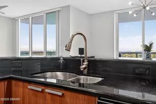 231 Riverside Dr, Daytona Beach, FL 32117 - Photo 10