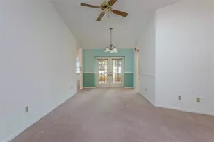 173 Wellington Dr, Palm Coast, FL 32164 - Photo 12