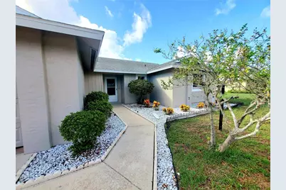 7 Blairton Court, Palm Coast, FL 32137 - Photo 2