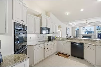 3 Colleen Court, Palm Coast, FL 32137 - Photo 18