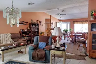 18 Palmyra Ln, Palm Coast, FL 32164 - Photo 6