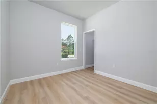 37 Regent Ln, Palm Coast, FL 32164 - Photo 10