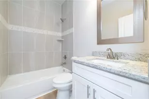 37 Regent Ln, Palm Coast, FL 32164 - Photo 14