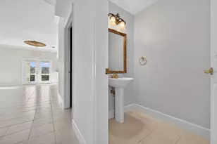 24 Viscaya Dr, Palm Coast, FL 32137 - Photo 10