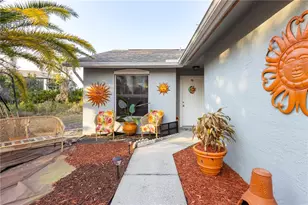 47 Wood Acre Ln, Palm Coast, FL 32164 - Photo 2