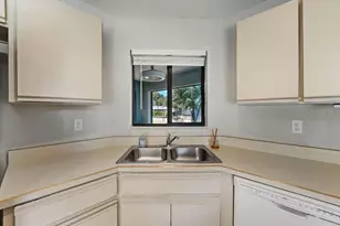 1 Lake Forest Pl, Palm Coast, FL 32137 - Photo 12