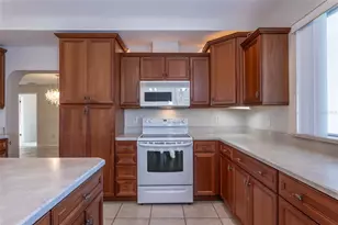 21 Claymont Ct S, Palm Coast, FL 32137 - Photo 6