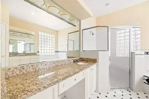 8022 Canyon Lake Cir, Orlando, FL 32835 - Photo 20