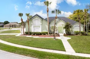 8022 Canyon Lake Cir, Orlando, FL 32835 - Photo 2