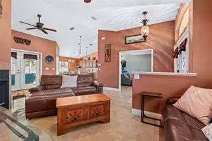 8 Rocking Horse Dr, Palm Coast, FL 32164 - Photo 10