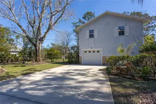 1 Ryding Ln, Palm Coast, FL 32164 - Photo 4