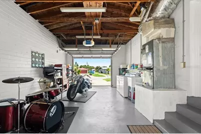 1026 Bel Aire Drive, Daytona Beach, FL 32118 - Photo 48