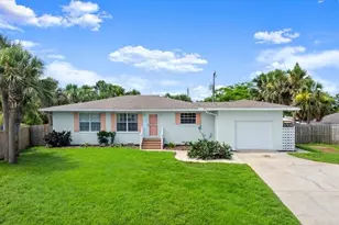 1026 Belaire Dr, Daytona Beach, FL 32118 - Photo 2