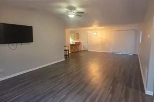 25 Panorama Dr, Palm Coast, FL 32164 - Photo 2