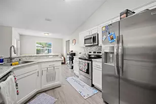 23 Ryecrest Ln, Palm Coast, FL 32164 - Photo 8