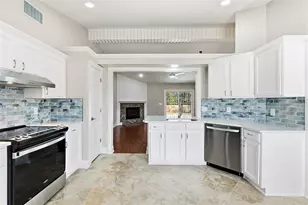 2143 Hovington Cir E, Jacksonville, FL 32246 - Photo 8