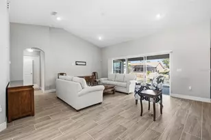 8 Creek Ct, Palm Coast, FL 32137 - Photo 8