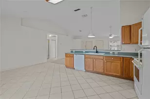 25 Rainstone Ln, Palm Coast, FL 32164 - Photo 10