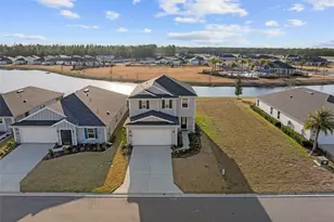 55 Camellia St, Palm Coast, FL 32137 - Photo 2