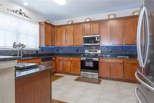 61 Rollins Ln, Palm Coast, FL 32164 - Photo 2