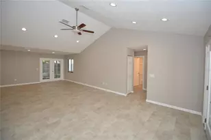 17 Evansville Ln, Palm Coast, FL 32164 - Photo 4