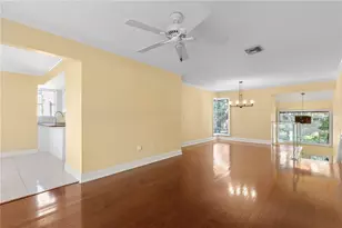 24 Pinehurst Pl, Palm Coast, FL 32137 - Photo 4