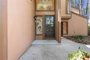 24 Pinehurst Pl, Palm Coast, FL 32137 - Photo 2