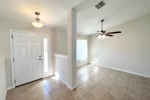 9 Raemond Ln, Palm Coast, FL 32164 - Photo 12